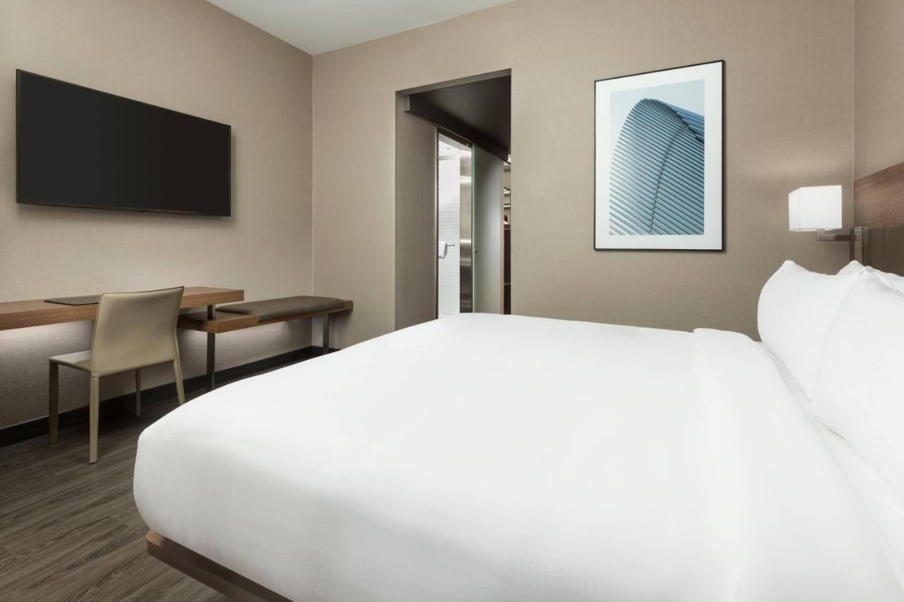 เอซี โฮเต็ล นิวยอร์ก ไทม์สแควร์ Hotel ภายนอก รูปภาพ